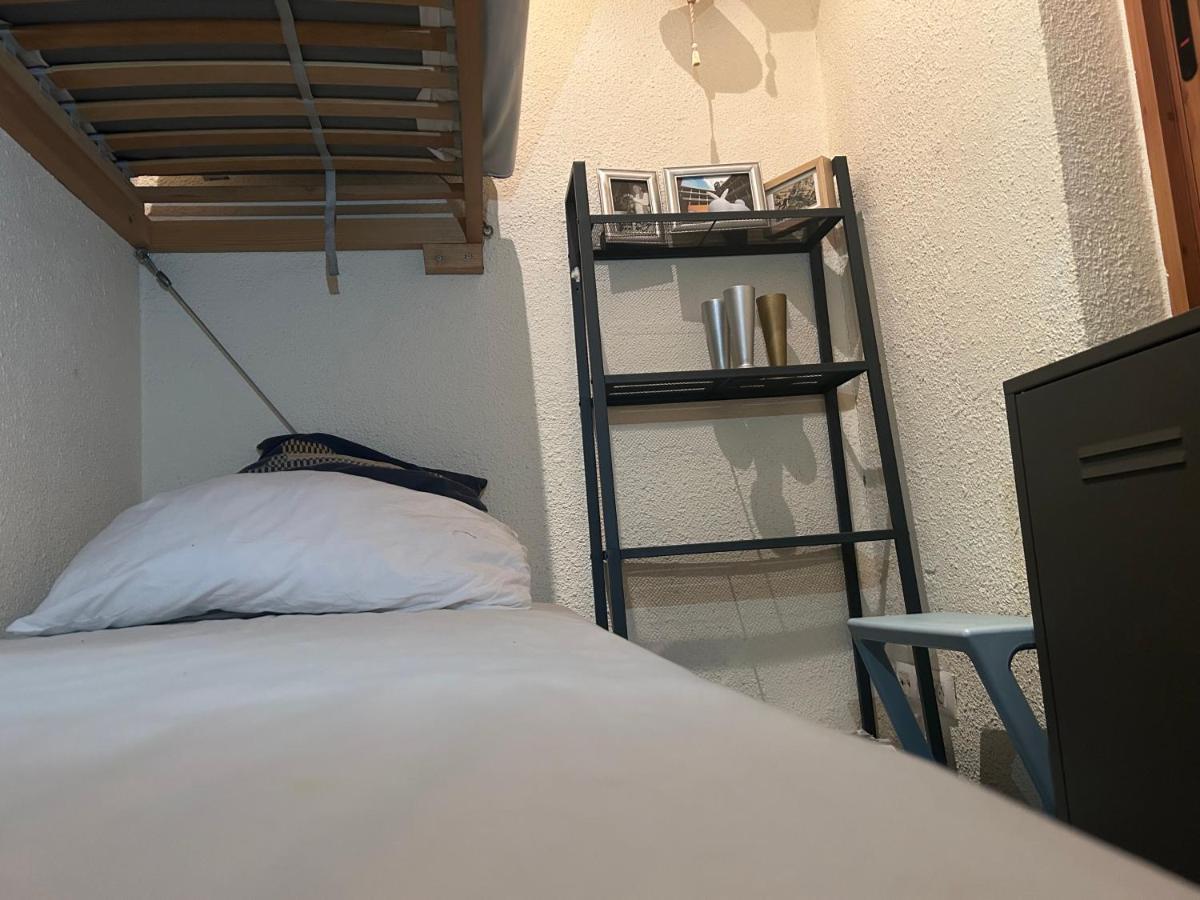 Hotspot Valencia Pansiyon Dış mekan fotoğraf